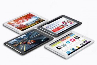 Das Medion Lifetab S7852 ist ab 30. Oktober für 129 Euro bei Aldi in Schwarz und Weiß im Angebot (Bild: Aldi Nord).