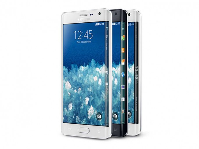 Das Samsung Galaxy Note Edge zeichnet sich vor allem durch den an einer Kante gekrümmten Bildschirm aus (Bild: Samsung).