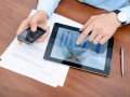Chef mit Tablet (Bild: Shutterstock)