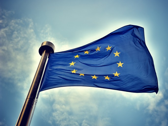 EU-Flagge (Bild: Shutterstock, symbiot)